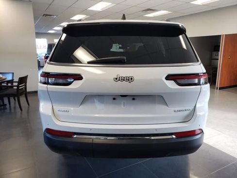 New 2025 Jeep Grand Cherokee L Laredo w/ Luxury Tech Group I image 6