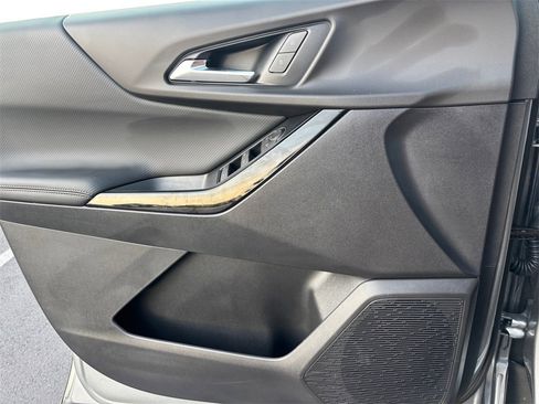 Used 2026 Chevrolet Equinox LT image 22