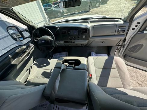 Used 2005 Ford F250 XLT RWD image 19