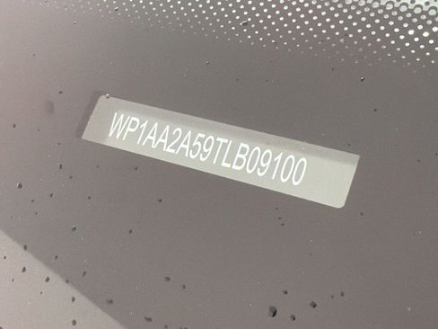 New 2026 Porsche Macan image 19