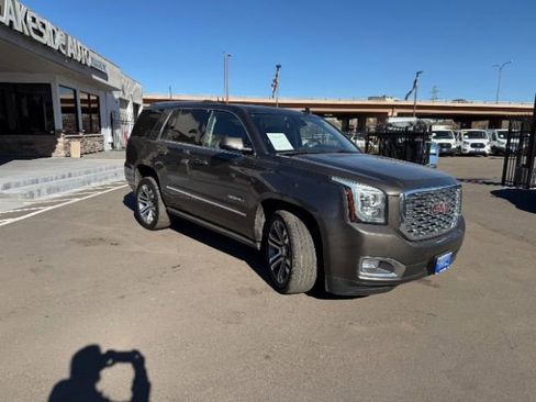 Used 2019 GMC Yukon Denali w/ Denali Ultimate Package image 27