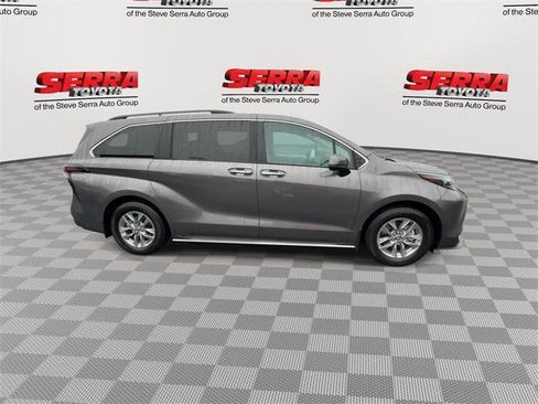 Certified 2024 Toyota Sienna XLE w/ XLE Plus Package image 10