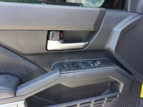 Used 2024 Toyota Tacoma TRD Sport image 4