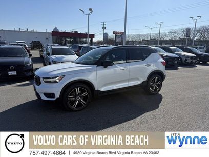 Used 2020 Volvo XC40 T5 R-Design