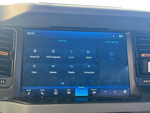 Used 2021 Ford Bronco Badlands image 11