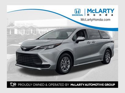 Used 2024 Toyota Sienna LE