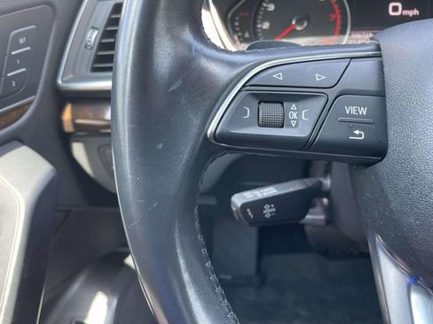 Used 2020 Audi Q5 2.0T Premium AWD/4WD image 25