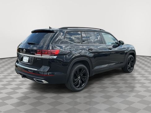 Used 2023 Volkswagen Atlas SE AWD/4WD image 5