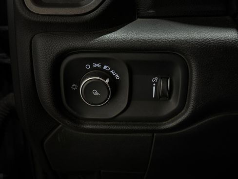 Used 2022 RAM 3500 Tradesman w/ Bed Utility Group image 6