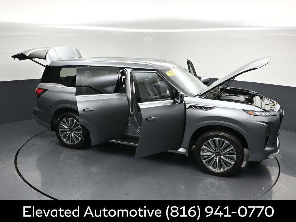 Certified 2026 INFINITI QX80 Luxe w/ Cargo Package AWD/4WD image 35