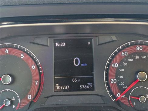 Used 2019 Volkswagen Jetta SE image 10