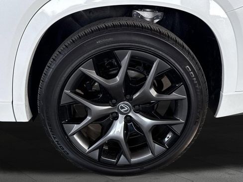 Certified 2026 Lexus TX 500h AWD w/ Technology Package image 22