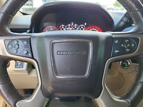 Used 2016 GMC Yukon Denali w/ Open Road Package AWD/4WD image 18