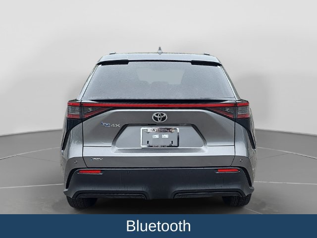 Used 2025 Toyota bZ4X FWD image 5