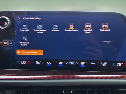 Used 2026 Chevrolet Traverse Z71 w/ Driver Confidence Package AWD/4WD image 22