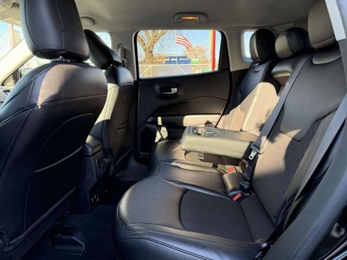 Used 2021 Jeep Compass Latitude w/ Convenience Group image 14