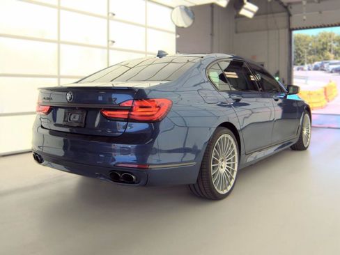Used 2018 BMW ALPINA B7 xDrive AWD/4WD image 2