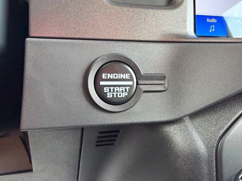 Used 2026 Ford Bronco Badlands AWD/4WD image 21