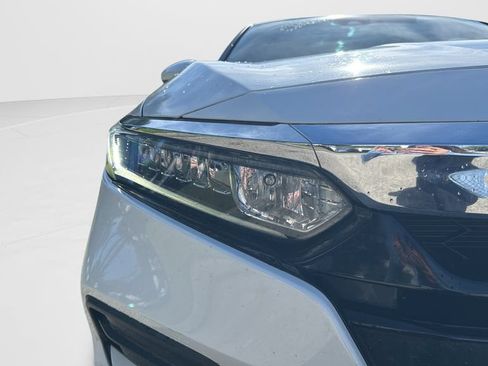 Used 2019 Honda Accord LX image 32