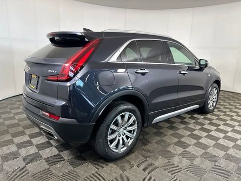 Used 2023 Cadillac XT4 Premium Luxury image 3