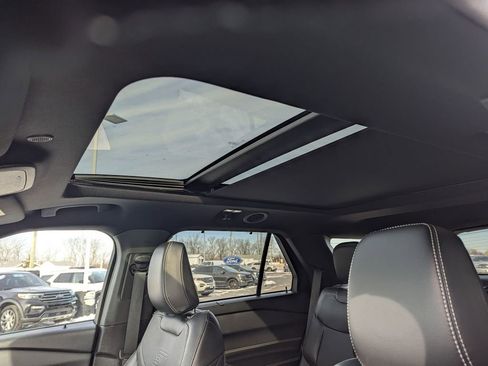 Used 2023 Ford Explorer ST w/ Equipment Group 401A image 23