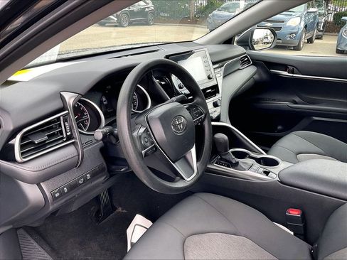 Used 2023 Toyota Camry LE AWD/4WD image 8