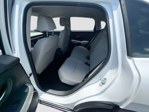 New 2027 Honda HR-V LX image 19