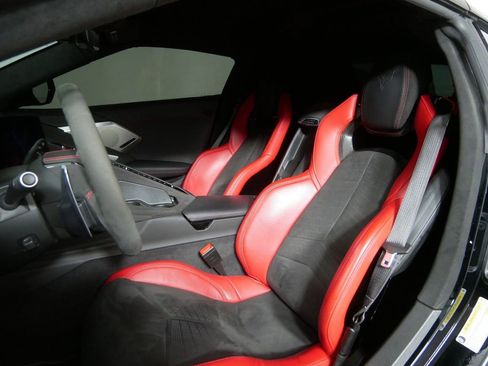 Used 2022 Chevrolet Corvette Stingray Premium Cpe w/ 3LT image 10