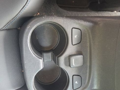 Used 2017 Chevrolet Volt Premier w/ Driver Confidence Package FWD image 11