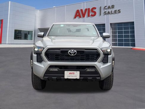 Used 2025 Toyota Tacoma TRD Off-Road image 6