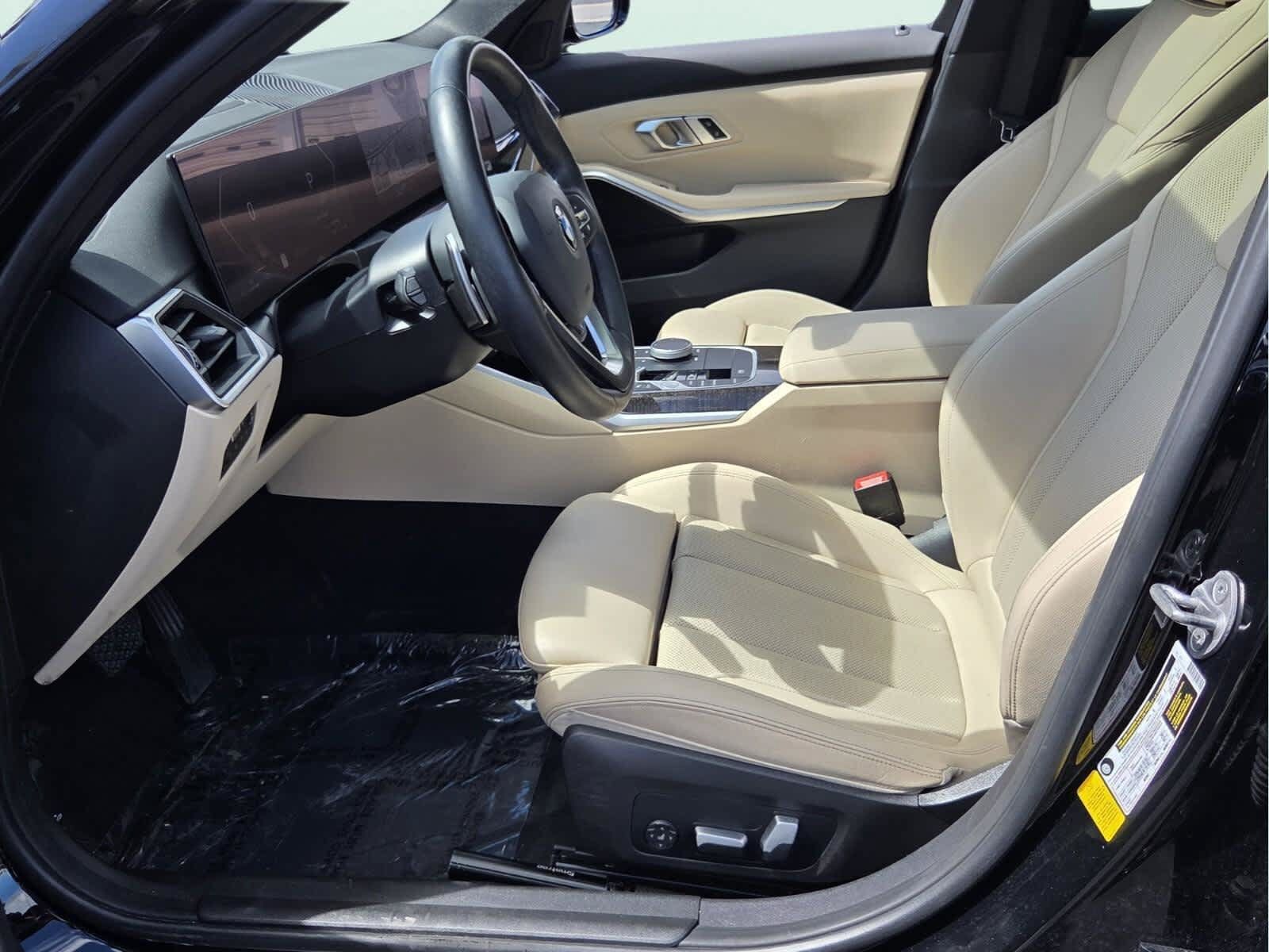 Used 2023 BMW 330i Sedan w/ Premium Package RWD image 10
