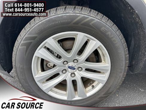 Used 2018 Ford Explorer XLT AWD/4WD image 18