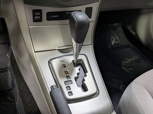 Used 2012 Toyota Corolla LE image 13