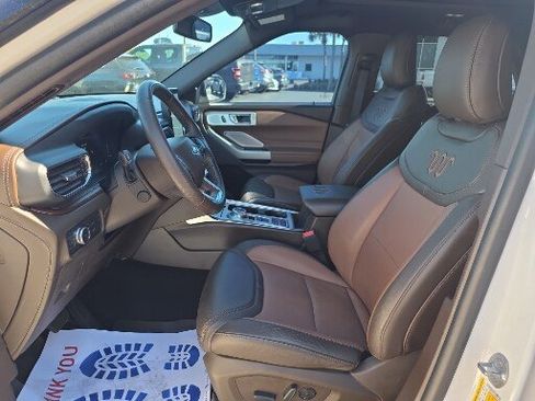 Certified 2022 Ford Explorer King Ranch w/ Class IV Trailer Tow Package image 10