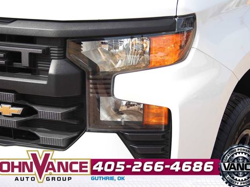 Used 2022 Chevrolet Silverado 1500 Custom image 4