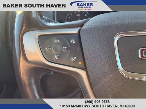 Used 2022 GMC Canyon Denali image 16