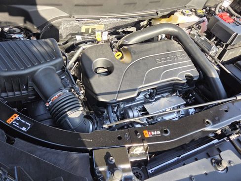 New 2026 Chevrolet Equinox LT w/ Convenience Package II FWD image 25