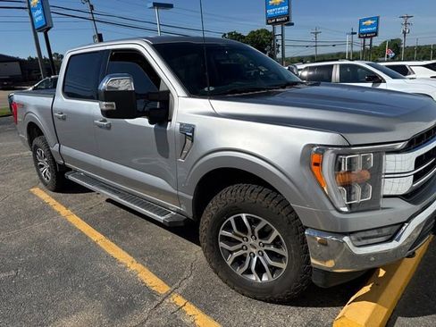Used 2022 Ford F150 Lariat w/ Trailer Tow Package AWD/4WD image 1