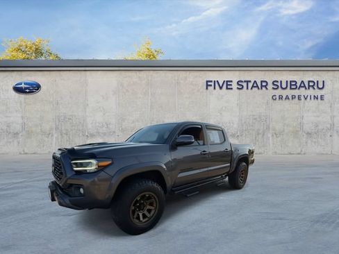 Used 2021 Toyota Tacoma TRD Sport w/ Technology Package AWD/4WD image 4