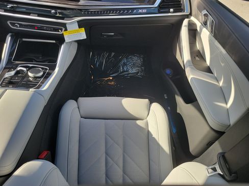 New 2027 BMW X6 xDrive40i w/ Premium Package AWD/4WD image 15