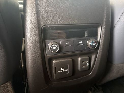 Certified 2019 Buick Enclave Essence image 20