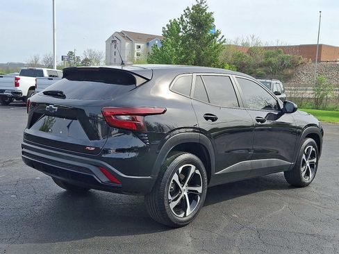 Used 2025 Chevrolet Trax RS w/ Driver Confidence Package FWD image 6