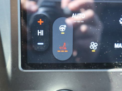 Used 2024 Ford Edge SEL w/ Convenience Package image 23