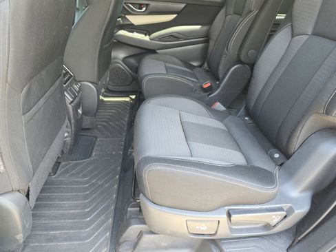 Used 2021 Subaru Ascent Premium w/ Convenience Package AWD/4WD image 12