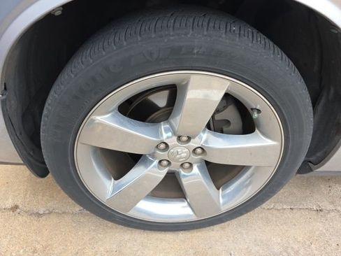 Used 2010 Dodge Challenger R/T RWD image 12