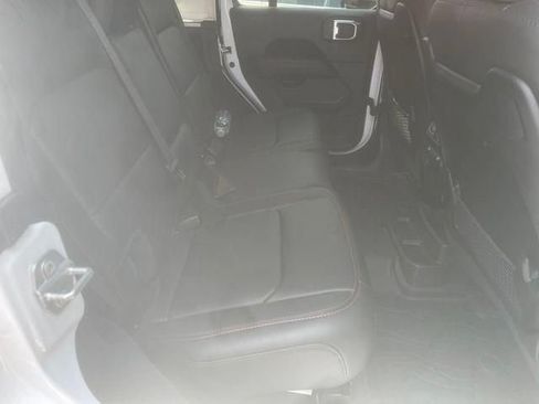 Used 2025 Jeep Wrangler Unlimited Rubicon w/ Safety Group AWD/4WD image 11