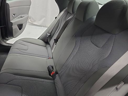 New 2026 Hyundai Elantra SE image 15