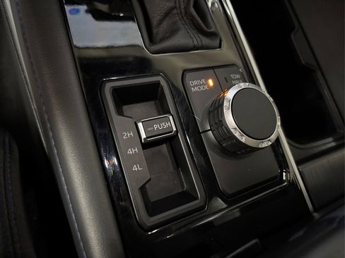 Used 2023 Toyota Sequoia Platinum image 37