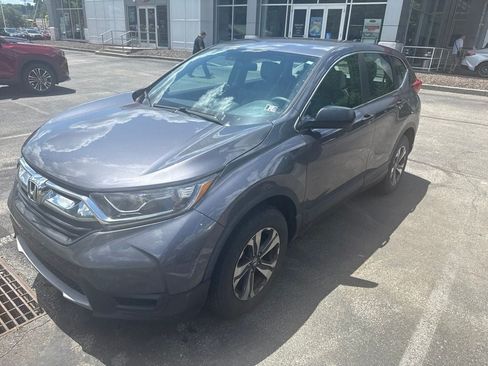 Used 2017 Honda CR-V LX image 2