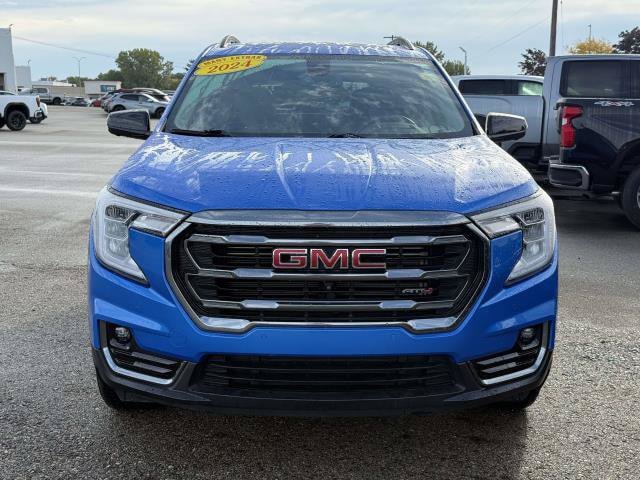 Used 2024 GMC Terrain AT4 w/ Tech Package AWD/4WD image 3